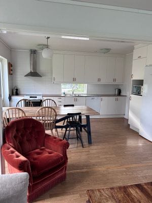Bild 3 på Hus i naturskönt läge med närhet till vatten