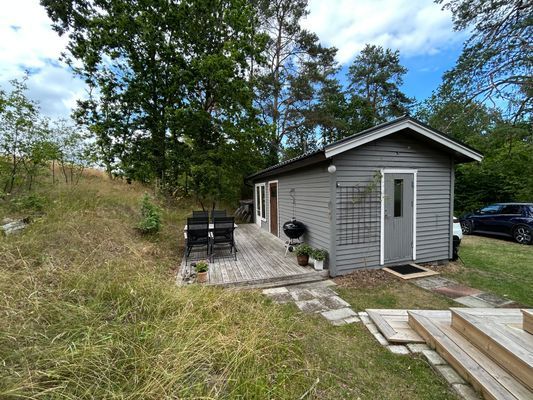 Bild 4 på Nyrenoverad stuga mitt skogen, vid Brösarps backar