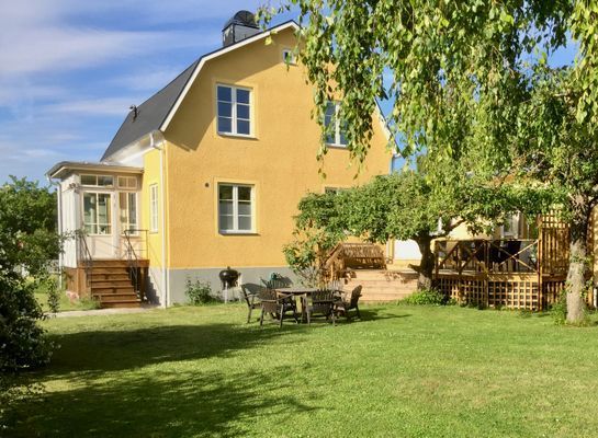 Stor villa centralt i Visby - Bild 11