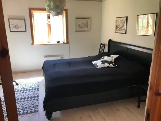 Sovrum med 180 säng