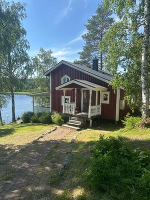 Stuga med sjötomt - Bild 13