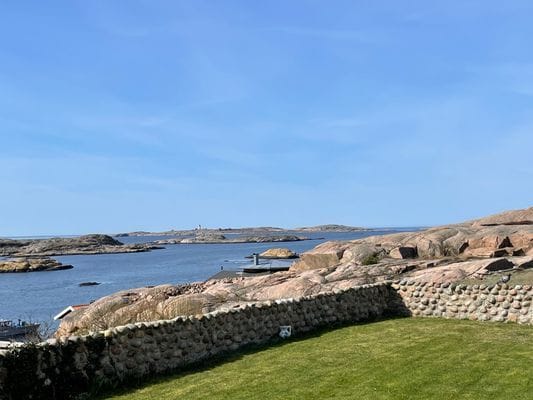 Kungshamn / Fisketången, 75 m från havet