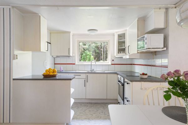 Charmigt sommarhus i Roslagen – rofyllt boende - Bild 24