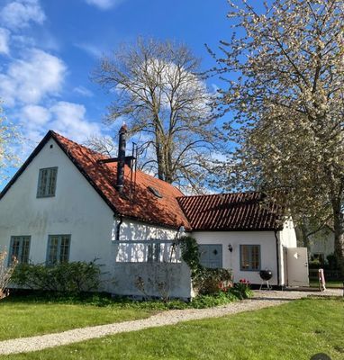 Klassiskt kalkstenshus i Dalhem