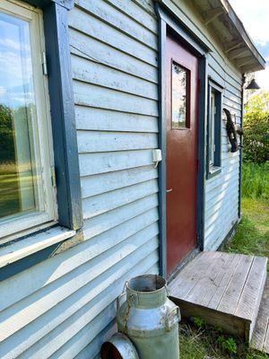 Naturnära stuga på höjd med sjöutsikt - Bild 21