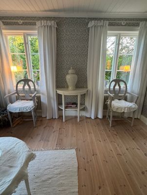 Privat sekelskiftespärla med pool och tennisbana - Bild 18