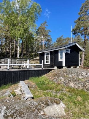 Rådalen Malma Värmdö. Strandtomt med brygga, bastu - Bild 35