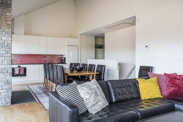 Hyr denna stuga i Branäs på 123 m². 12 sängplatser. Från 10 000 kr per vecka. Se bilder och tillgänglighet här.