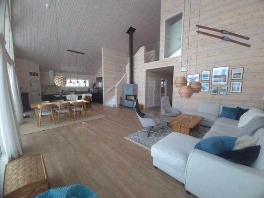 Stort vinterhus med utsikt mot Grövelsjöfjällen - Bild 6