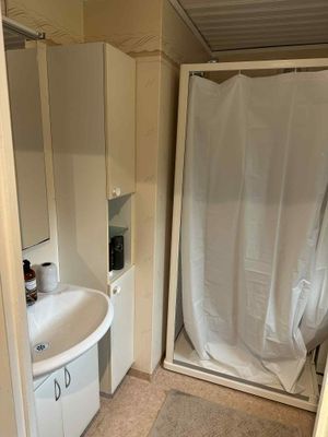 Skogsnära stuga i Ludvigsborg - Bild 12