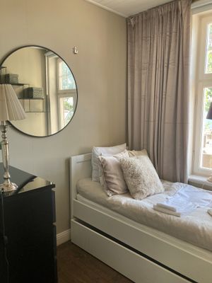 Lillsved Värmdö. Grosshandlarvilla på stor sjötomt - Bild 23