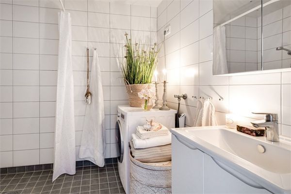 Centralt och ljusa lägenhet i Visby med egen entré - Bild 9