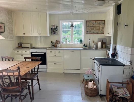 Lantlig torpidyll med saltvattenpool - Bild 30