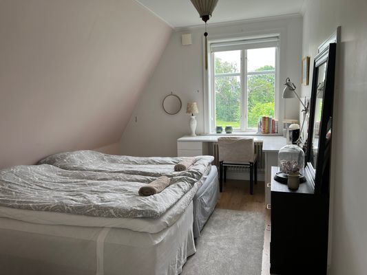 Stort hus vid vattnet i Sigtuna - Bild 14