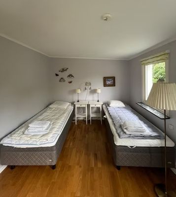 Centralt, promenadväg till Ringmuren och old town. - Bild 16