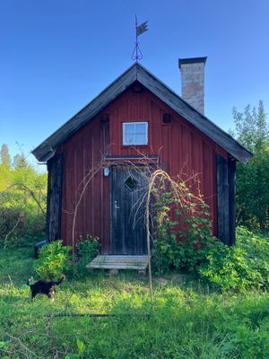 Rustik Stuga utan el – Enkla Livets Charm - Bild 6