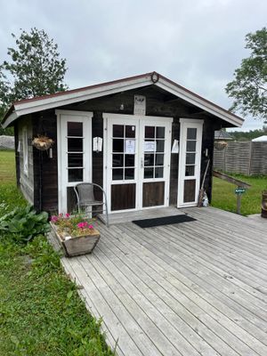 Gårdsmejeri på bondgården 5 min bort