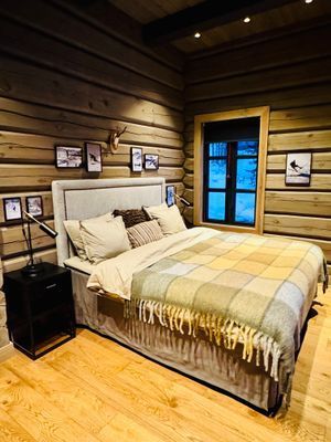 Hyr denna stuga i Vemdalsskalet på 145 m². 10 sängplatser. 12 000 - 38 000 kr per vecka. Se bilder och tillgänglighet här.