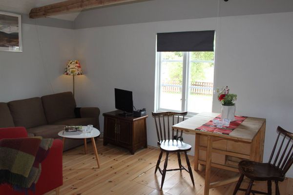 Charmig lantlig stuga med air condition. - Bild 13