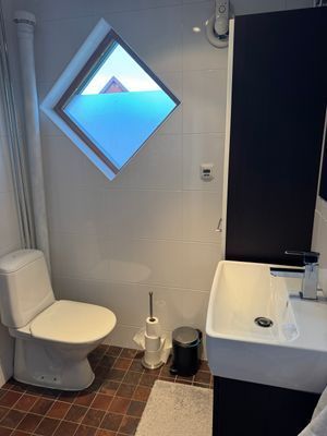 Charmigt skärgårdshus med sjöutsikt, Stora Timrarö - Bild 10