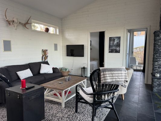 Bild 3 på Charmigt skärgårdshus med sjöutsikt, Stora Timrarö