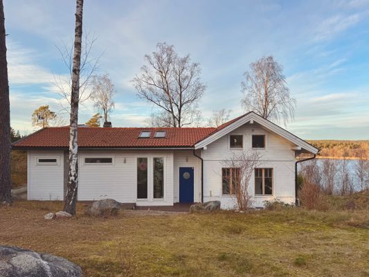 Charmigt skärgårdshus med sjöutsikt, Stora Timrarö - Bild 15