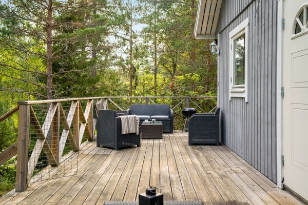 Bild 3 på Topprenoverad och fullutrustad stuga