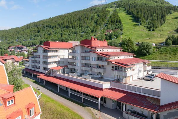 Hyr denna stuga i Åre på 57 m². 6 sängplatser. Pris ej tillgängligt. Se bilder och tillgänglighet här.