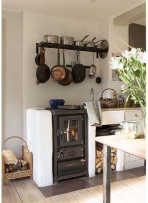 Bogsta By – Historisk Sörmlandsgård med sjöutsikt - Bild 11