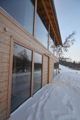 Hyr denna stuga i Tänndalen på 60 m². 6 sängplatser. 8 500 - 16 500 kr per vecka. Se bilder och tillgänglighet här.