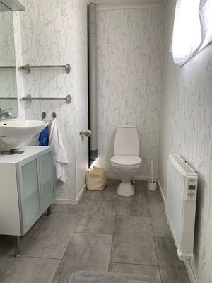 Fräsch stuga med utsikt, nära både hav och skog - Bild 15