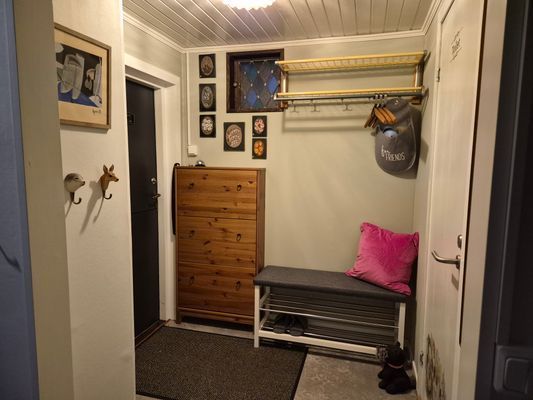 Sjönära avkoppling intill skogsbrynet - Bild 13