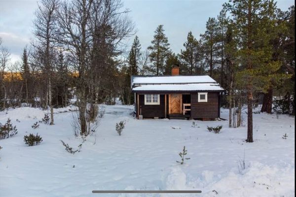 Genuin fjällstuga med kvällssolsläge - Bild 13