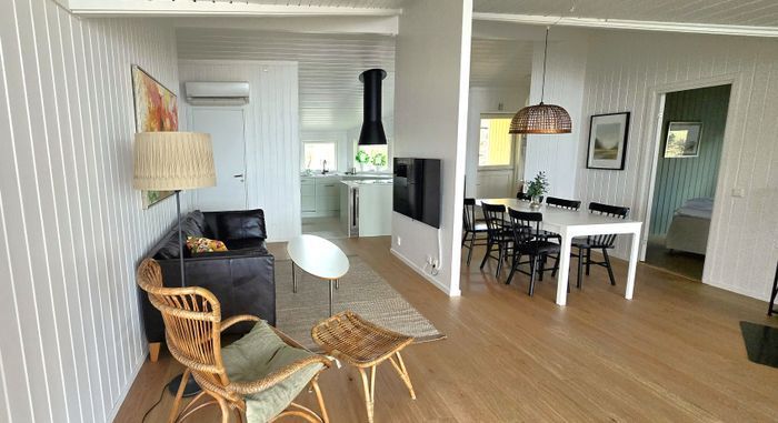 Fin Stuga på sjötomt 6+2 (& 2+2) vid Ringsjöstrand - Bild 8