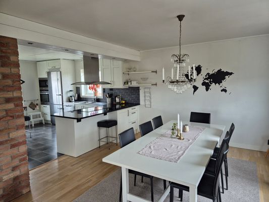 Bild 3 på Härligt hus och trägård på västra Tjörn