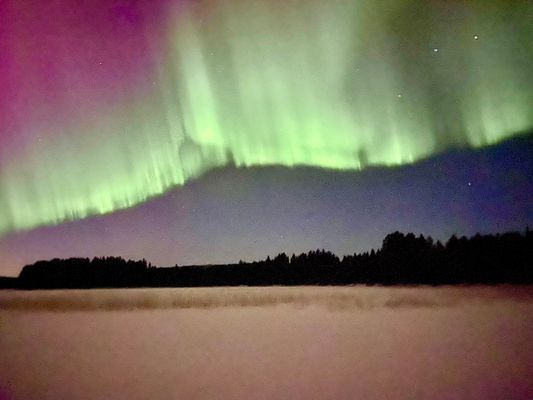 Rymlig 4p stuga med öppen spis i badort - Bild 37