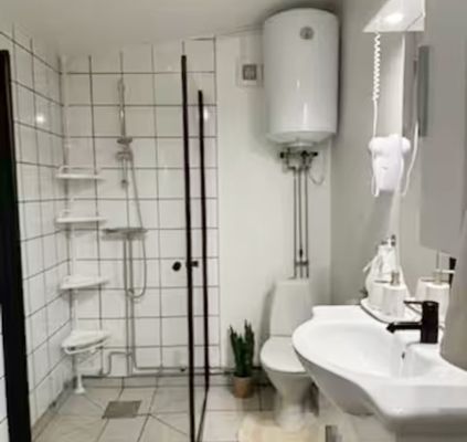 Charmigt gårdshus i centrala Laholm  | SE02118 - Bild 10