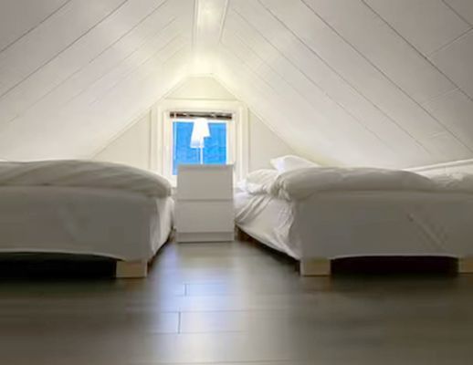 Bild 3 på Charmigt gårdshus i centrala Laholm  | SE02118