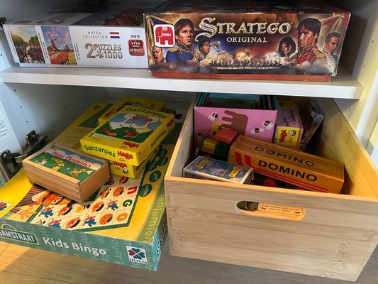 Rymlig 4p stuga med öppen spis i badort - Bild 15