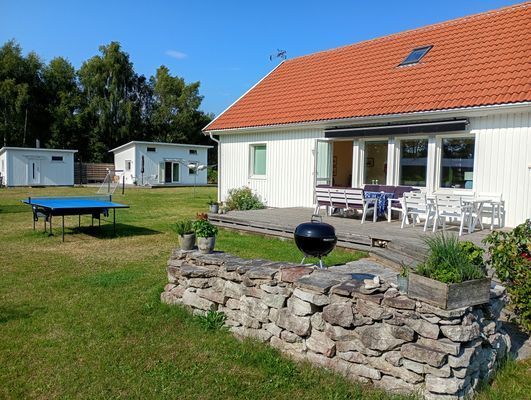Stor och modern familjevilla i hjärtat av byn. - Bild 17