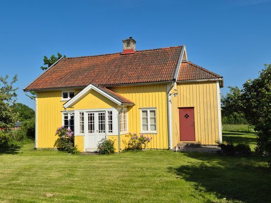 Charmiga Änglagård i Vänga