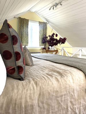 Hus med sjötomt, brygga, sandstrand, max kvällssol - Bild 6