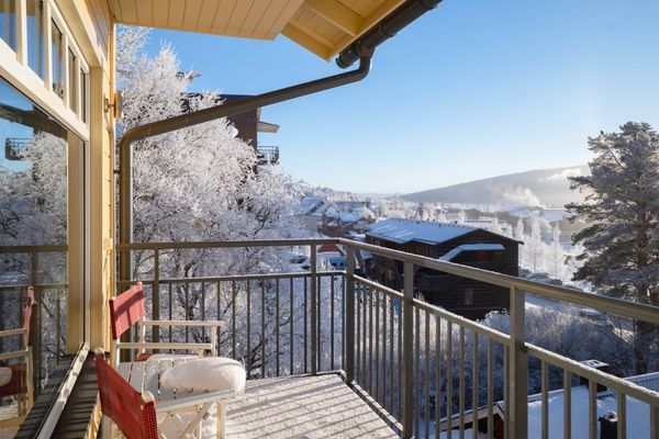 Hyr denna stuga i Åre på 70 m². 6 sängplatser. Pris ej tillgängligt. Se bilder och tillgänglighet här.