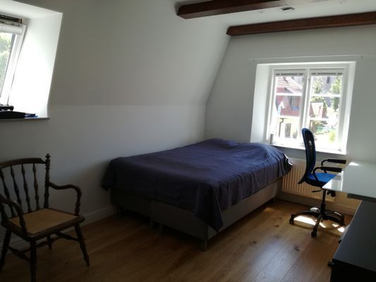 Fint hus i Visby innerstad med 5 sovrum - Bild 8