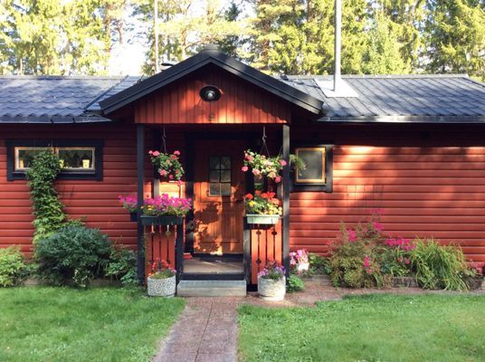 Nyrenoverad stuga nära badplats - Bild 20
