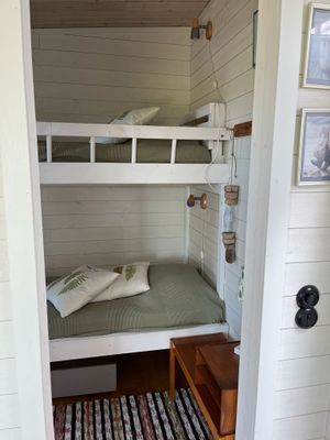 platsbyggd våningssäng