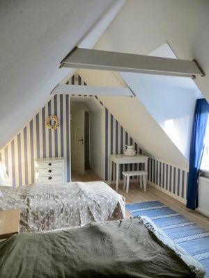 Fyrlängad gård mitt på Österlen - Bild 13