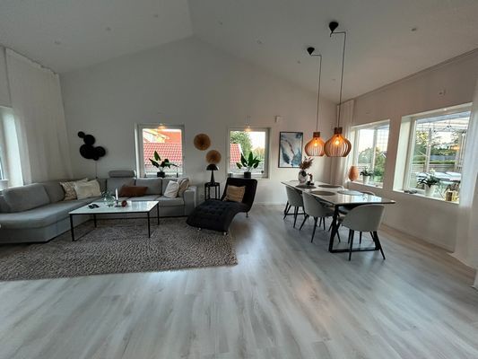 Bild 4 på Nybyggd villa med pool nära havet och Göteborg