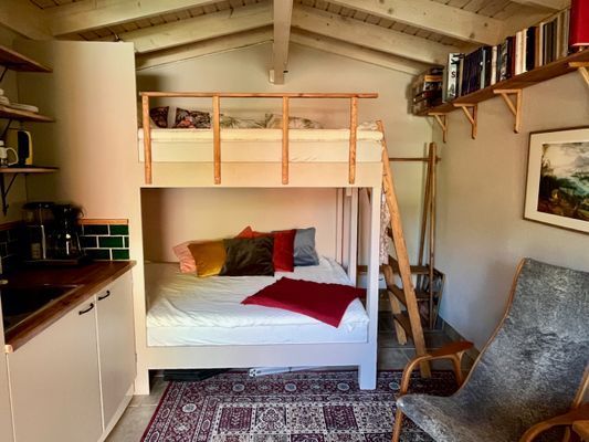 Stuga med bastu och privat å-tomt på Österlen - Bild 17