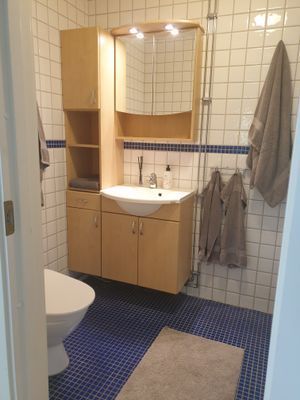 Mycket fräsch välutrustad stuga med havsnära läge - Bild 7